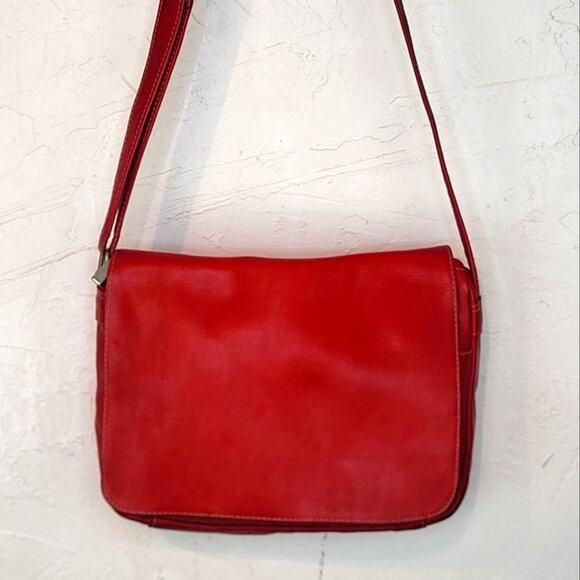 Le Donna Full Flap Over Red Leather Cross Over/ Shoulder Bag - Picture 1 of 16